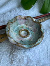 Load image into Gallery viewer, Ceramic Support Spindle / Trinket Bowl
