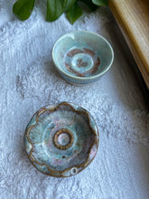 Load image into Gallery viewer, Ceramic Support Spindle / Trinket Bowl
